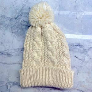 Forever 21 Cable Knit Winter Hat